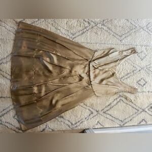 Banana Republic dress, the size is 6, and the color is gold